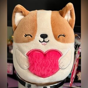 Regina the Corgi with Heart 5" Valentines Squishmallow